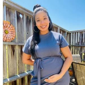 Meet your Posher, Elaine